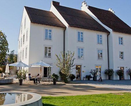 Hotel Castle Garden Binningen Екстериор снимка