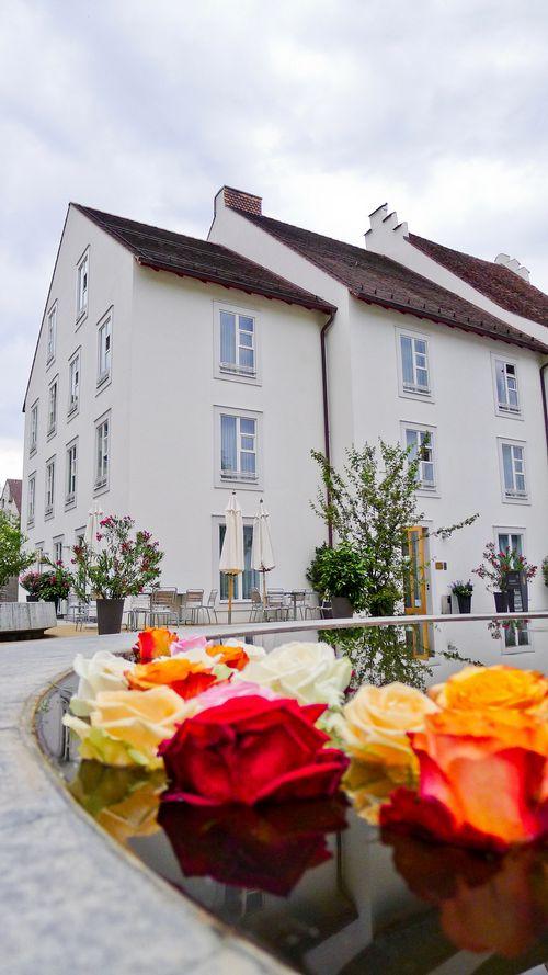 Hotel Castle Garden Binningen Удобства снимка
